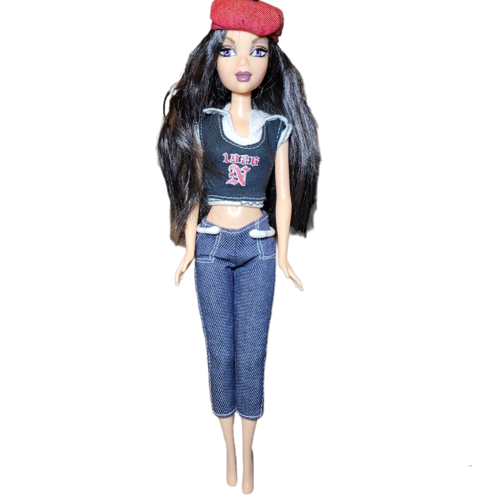 My Scene Barbie Nolee Brunette Hanging Out Mixin It Fashion Doll